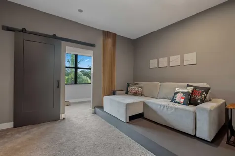 8821 Skyward Street Boca Raton FL 33496