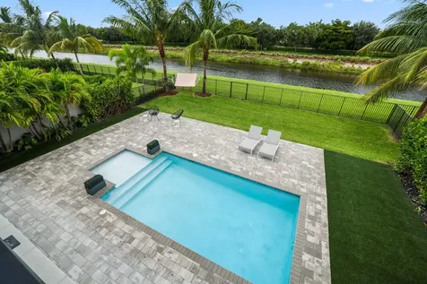 8821 Skyward Street Boca Raton FL 33496