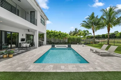8821 Skyward Street Boca Raton FL 33496