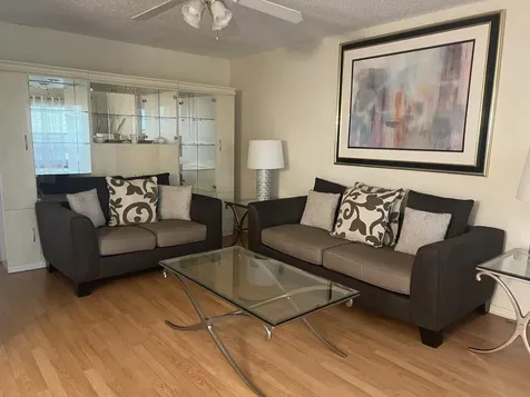 318 Mansfield H Boca Raton FL 33434