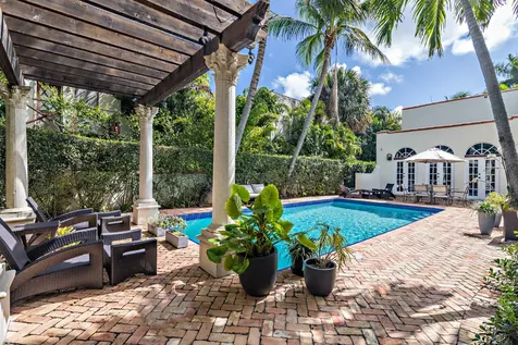 231 Sunset Road West Palm Beach FL 33401