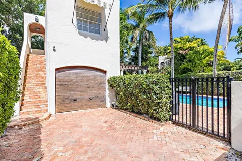 231 Sunset Road West Palm Beach FL 33401