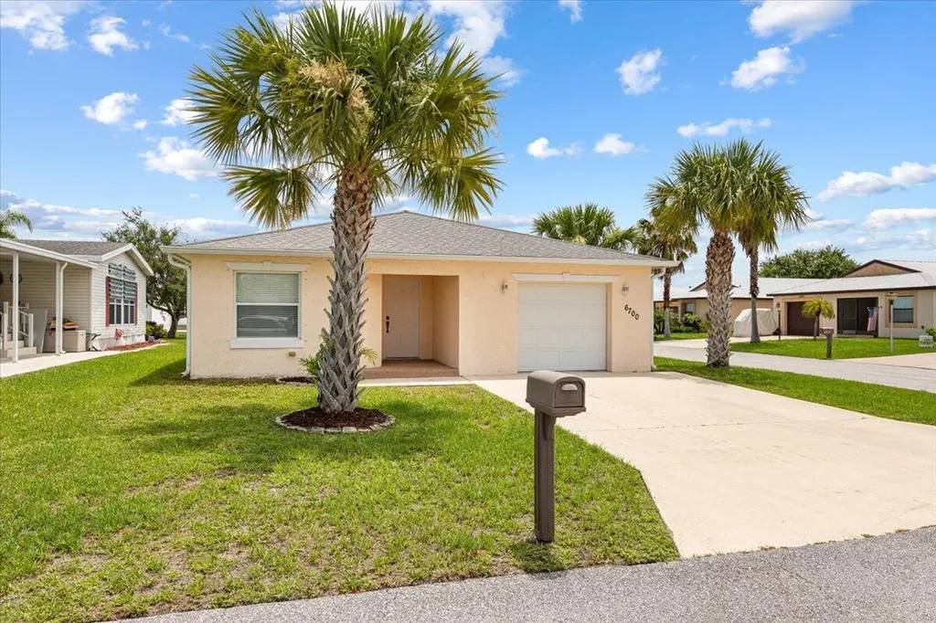 6700 Mar Pacifico Fort Pierce FL 34951