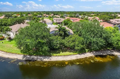 7445 Liverpool Court Boynton Beach FL 33472