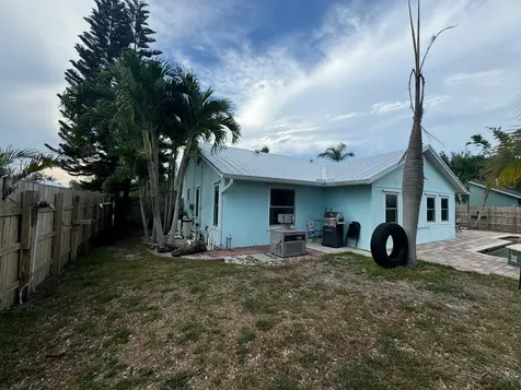398 Sw Ryan Avenue Port Saint Lucie FL 34953