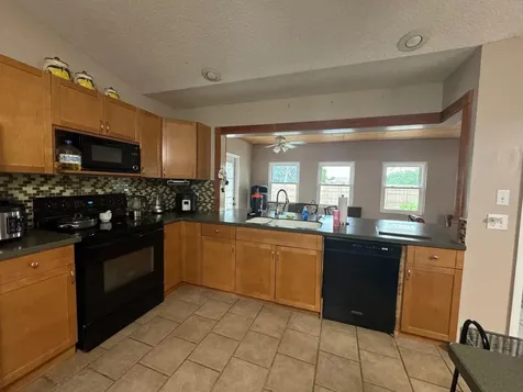 398 Sw Ryan Avenue Port Saint Lucie FL 34953