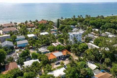 1 Kenmore Lane Boynton Beach FL 33435