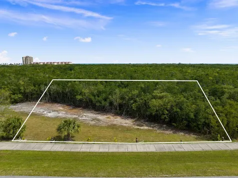 2528 S Ocean Drive Fort Pierce FL 34949