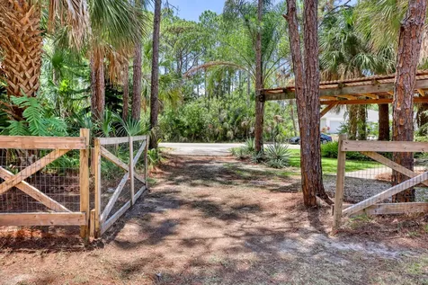 867 Peyton Avenue Palm Bay FL 32908
