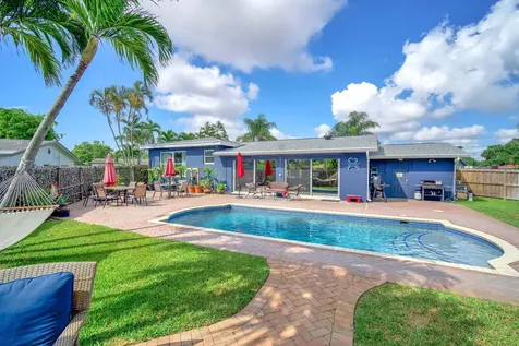 2108 Lake Bass Circle Lake Worth FL 33461