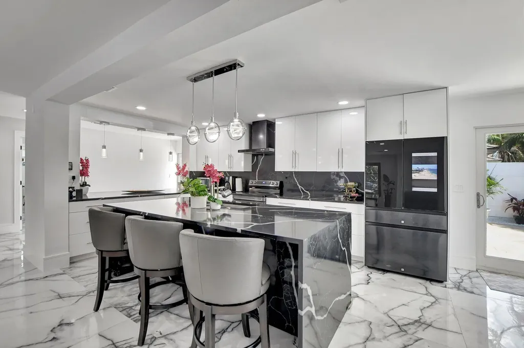 1001 W Palmetto Park Road Boca Raton FL 33486