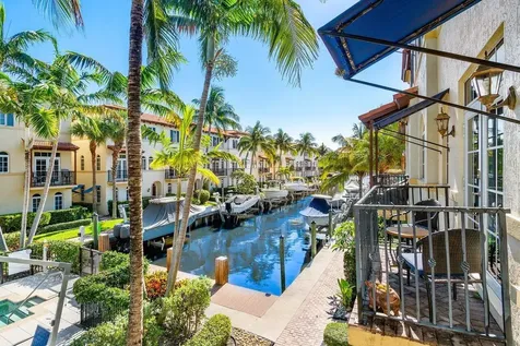 809 Estancia Way Boynton Beach FL 33435