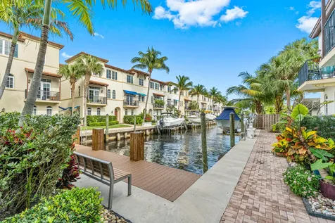 809 Estancia Way Boynton Beach FL 33435