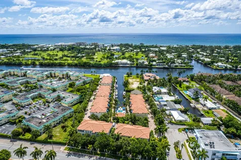 809 Estancia Way Boynton Beach FL 33435