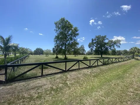 2098 Johnston Road Fort Pierce FL 34951