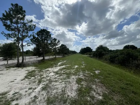 16916 NW 262nd Street Okeechobee FL 34972