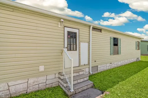 495 Dolphin Circle Barefoot Bay FL 32976