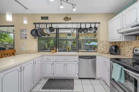 6738 Nw Daffodil Lane Port Saint Lucie FL 34983