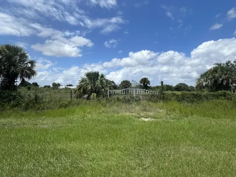 18281 NW 276th Street Okeechobee FL 34972