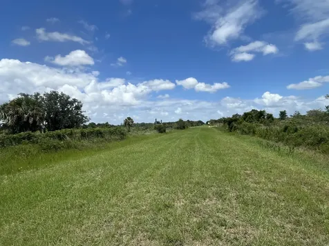 18281 NW 276th Street Okeechobee FL 34972