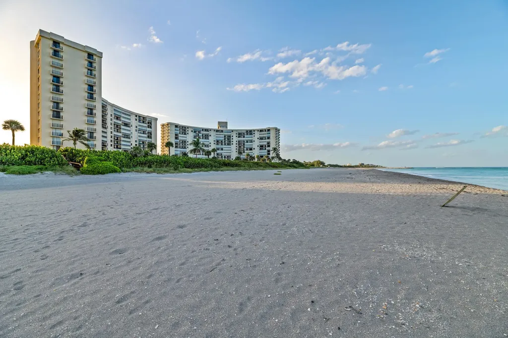 100 Ocean Trail Way Jupiter FL 33477