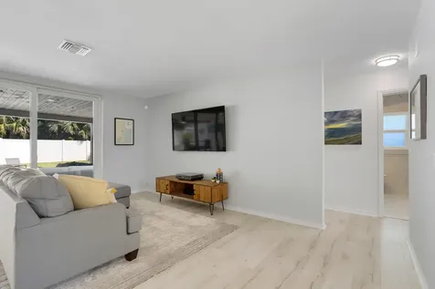 500 Sw 15th Avenue Boca Raton FL 33486