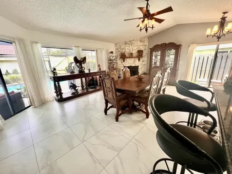 20951 Chisolm Way Boca Raton FL 33428