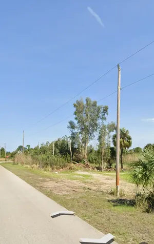 2807 W 24th Street Lehigh Acres FL 33971