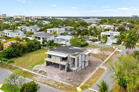 1099 Ne 4th Avenue Boca Raton FL 33432
