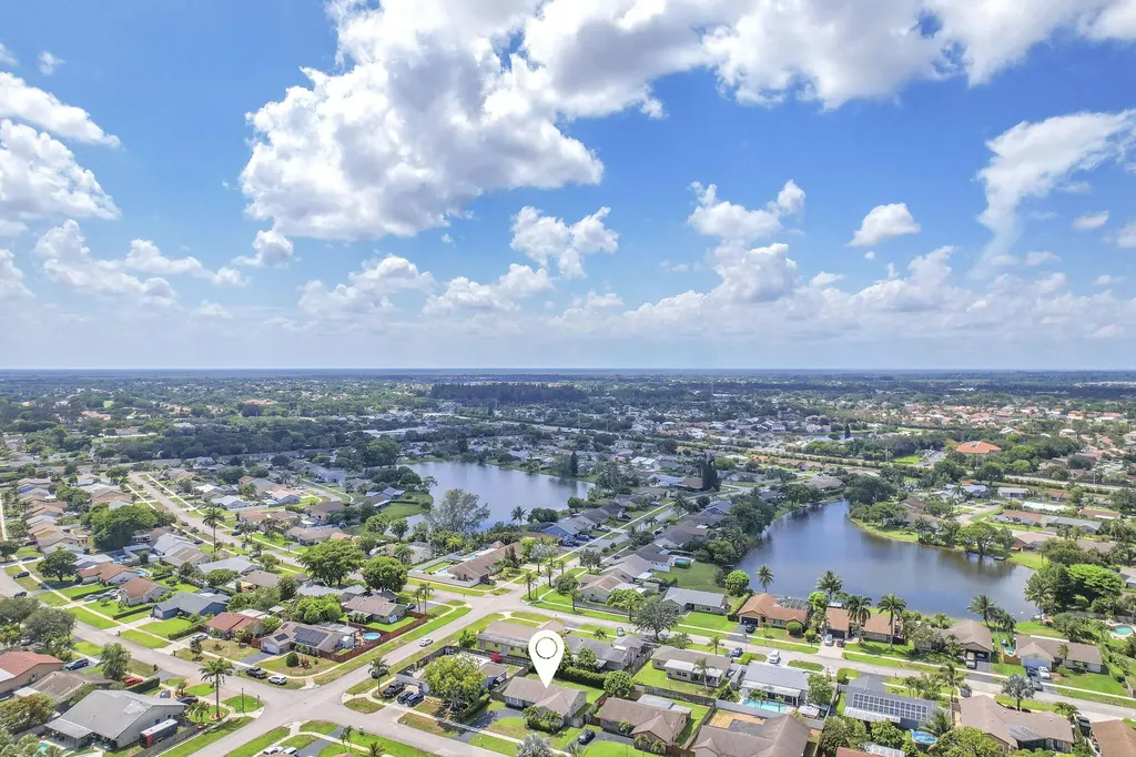 9511 Richmond Circle Boca Raton FL 33434