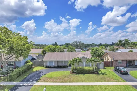 9511 Richmond Circle Boca Raton FL 33434
