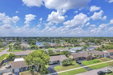 9511 Richmond Circle Boca Raton FL 33434