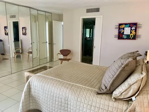 5540 N Ocean Drive Riviera Beach FL 33404