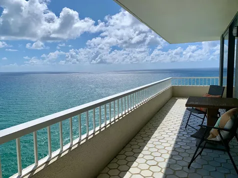 5540 N Ocean Drive Riviera Beach FL 33404
