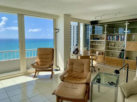 5540 N Ocean Drive Riviera Beach FL 33404