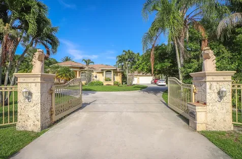 15314 70th Trail Palm Beach Gardens FL 33418