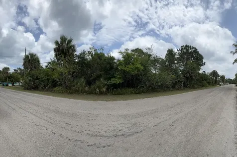 00 W Dixie Boulevard Fort Pierce FL 34946