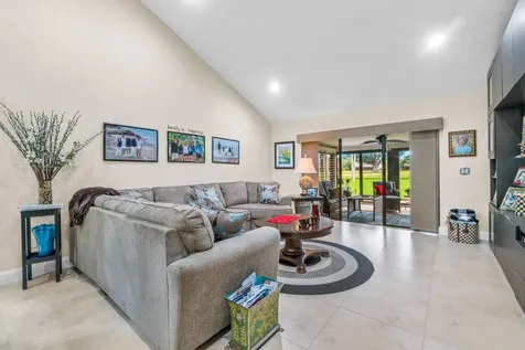 9306 Vista Del Lago Boca Raton FL 33428