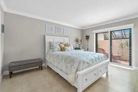 9306 Vista Del Lago Boca Raton FL 33428
