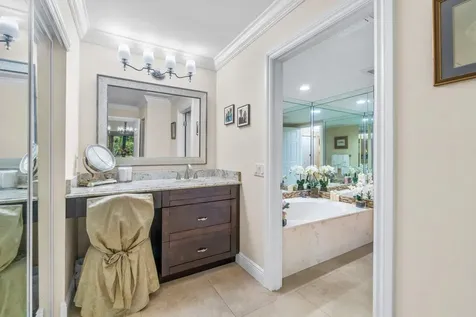 9306 Vista Del Lago Boca Raton FL 33428