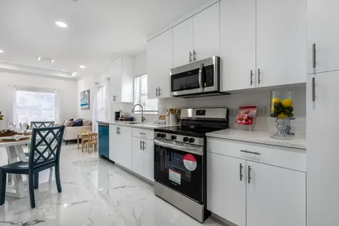 427 Nw 13th Avenue Boynton Beach FL 33435