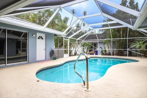 15857 87th Trail Palm Beach Gardens FL 33418