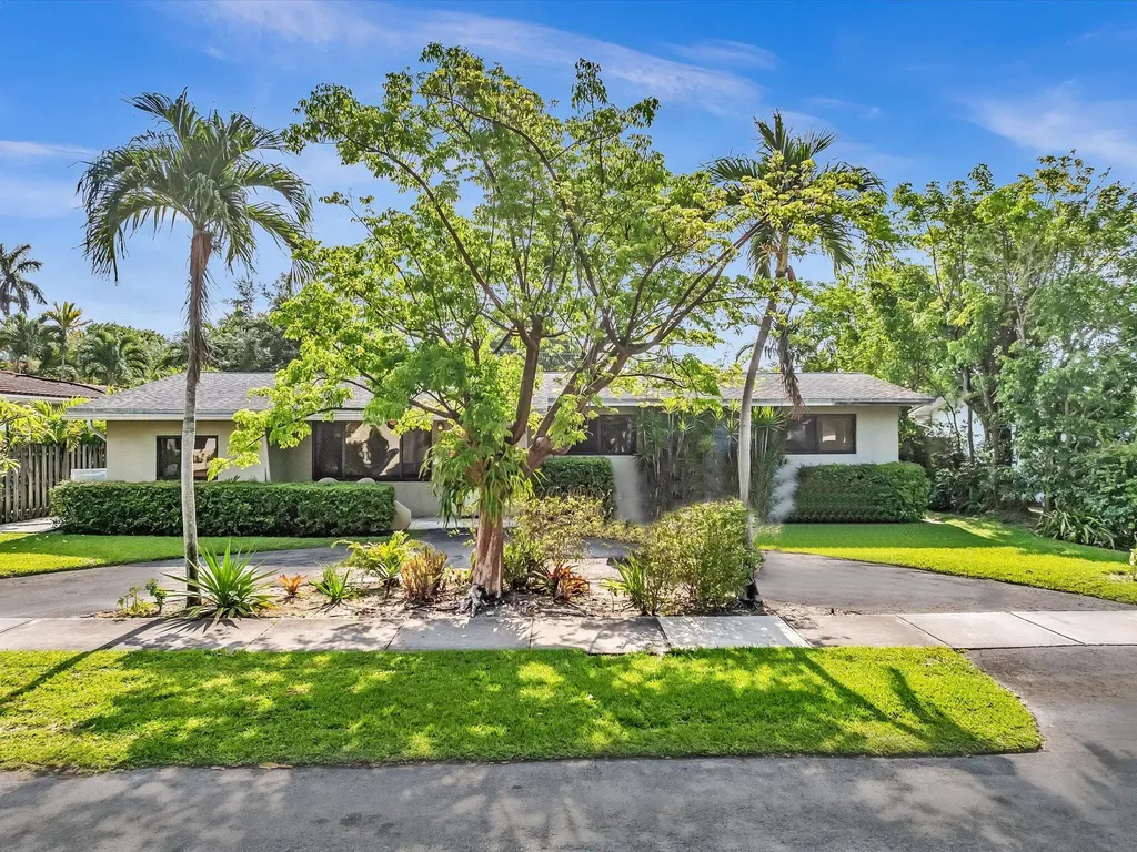 19321 Ne 18th Place Miami FL 33179