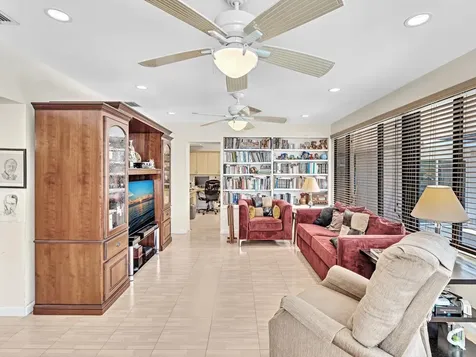 19321 Ne 18th Place Miami FL 33179