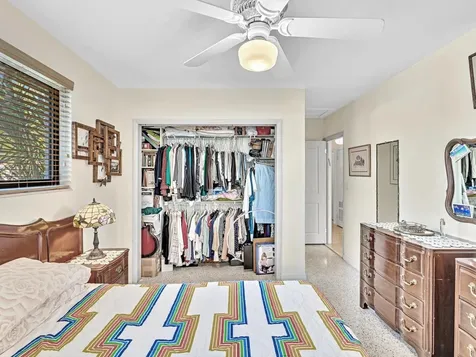 19321 Ne 18th Place Miami FL 33179