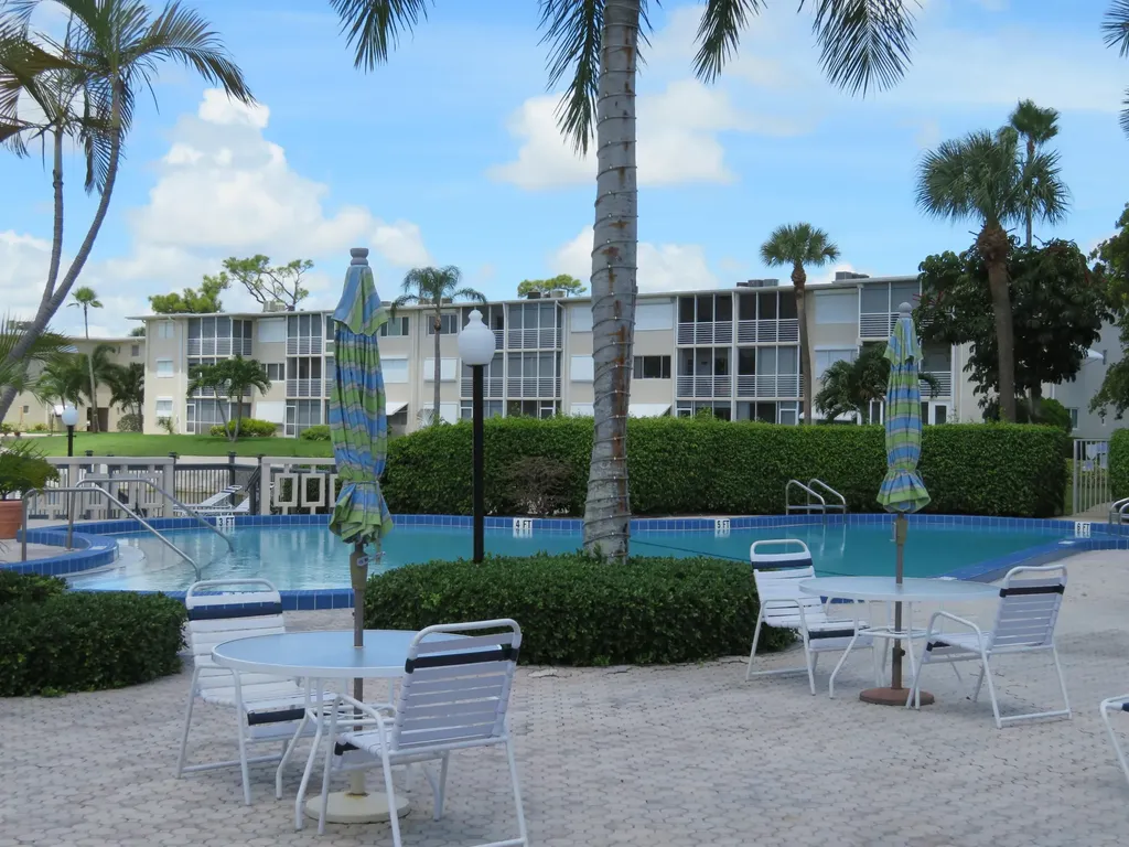 2682 Garden Drive Lake Worth FL 33461