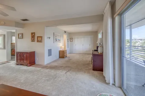 2682 Garden Drive Lake Worth FL 33461