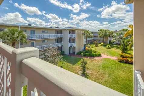 2682 Garden Drive Lake Worth FL 33461
