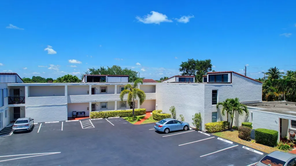 2561 Boundbrook Boulevard West Palm Beach FL 33406