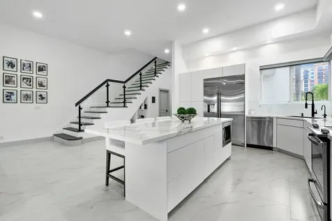 350 E Royal Palm Road Boca Raton FL 33432